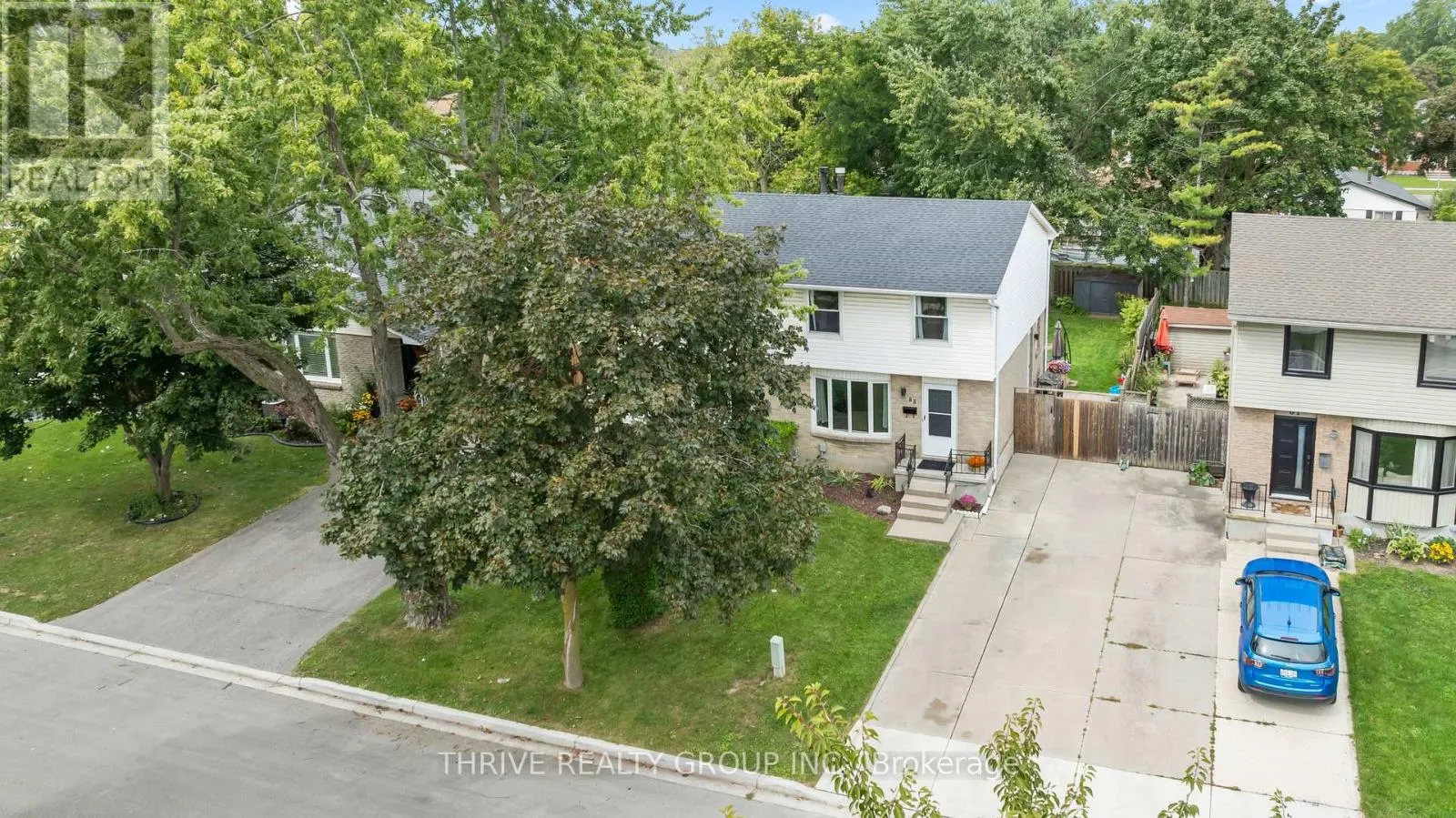 83 SCOTCHMERE CRESCENT