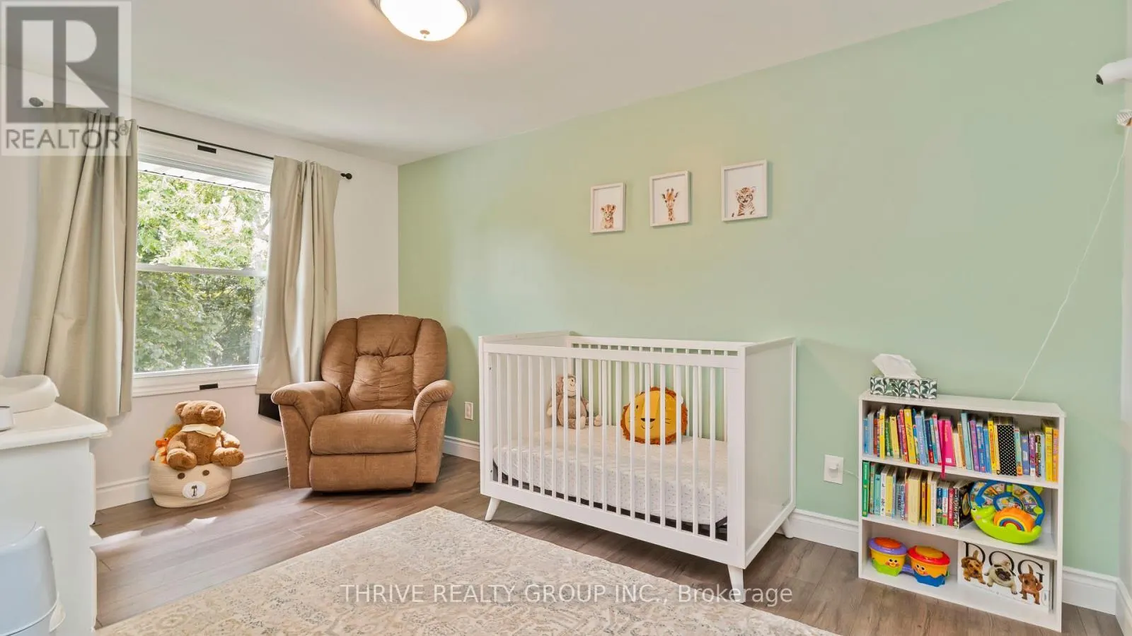 83 SCOTCHMERE CRESCENT