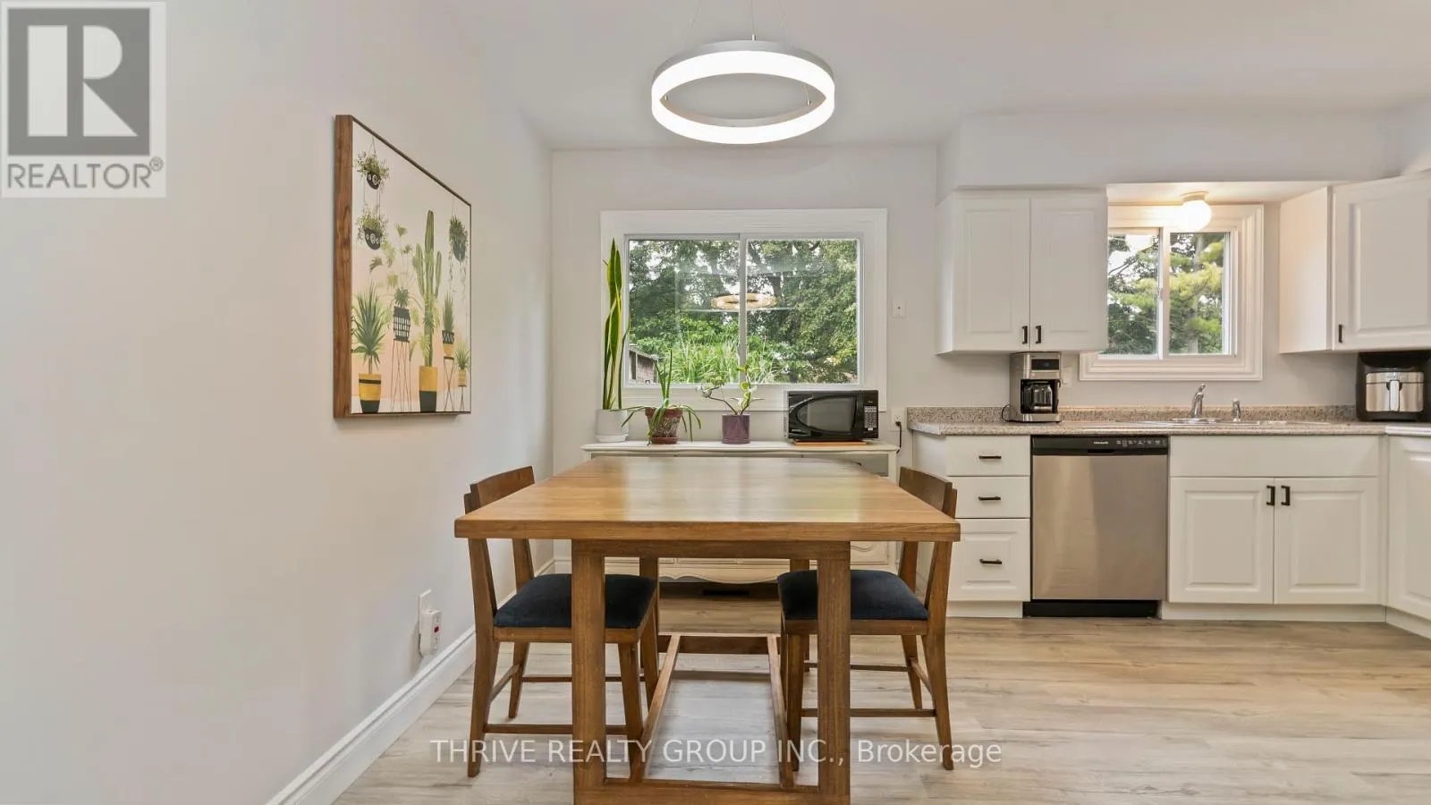 83 SCOTCHMERE CRESCENT