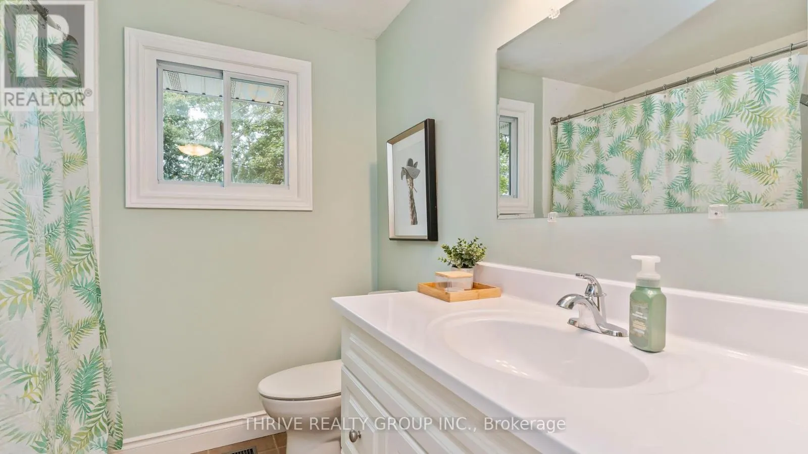 83 SCOTCHMERE CRESCENT