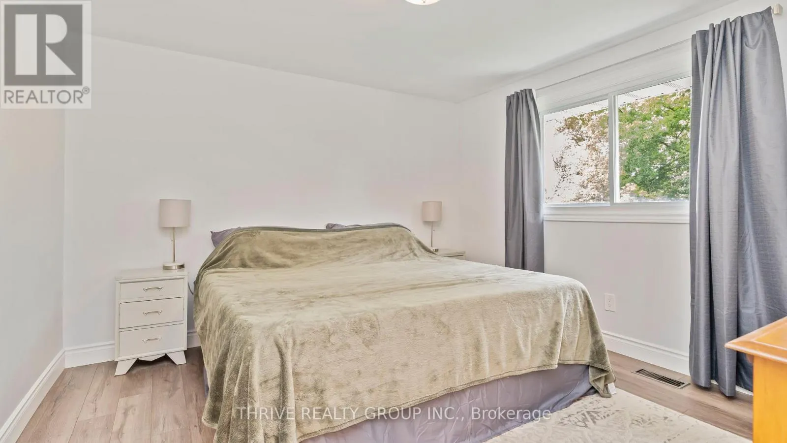 83 SCOTCHMERE CRESCENT