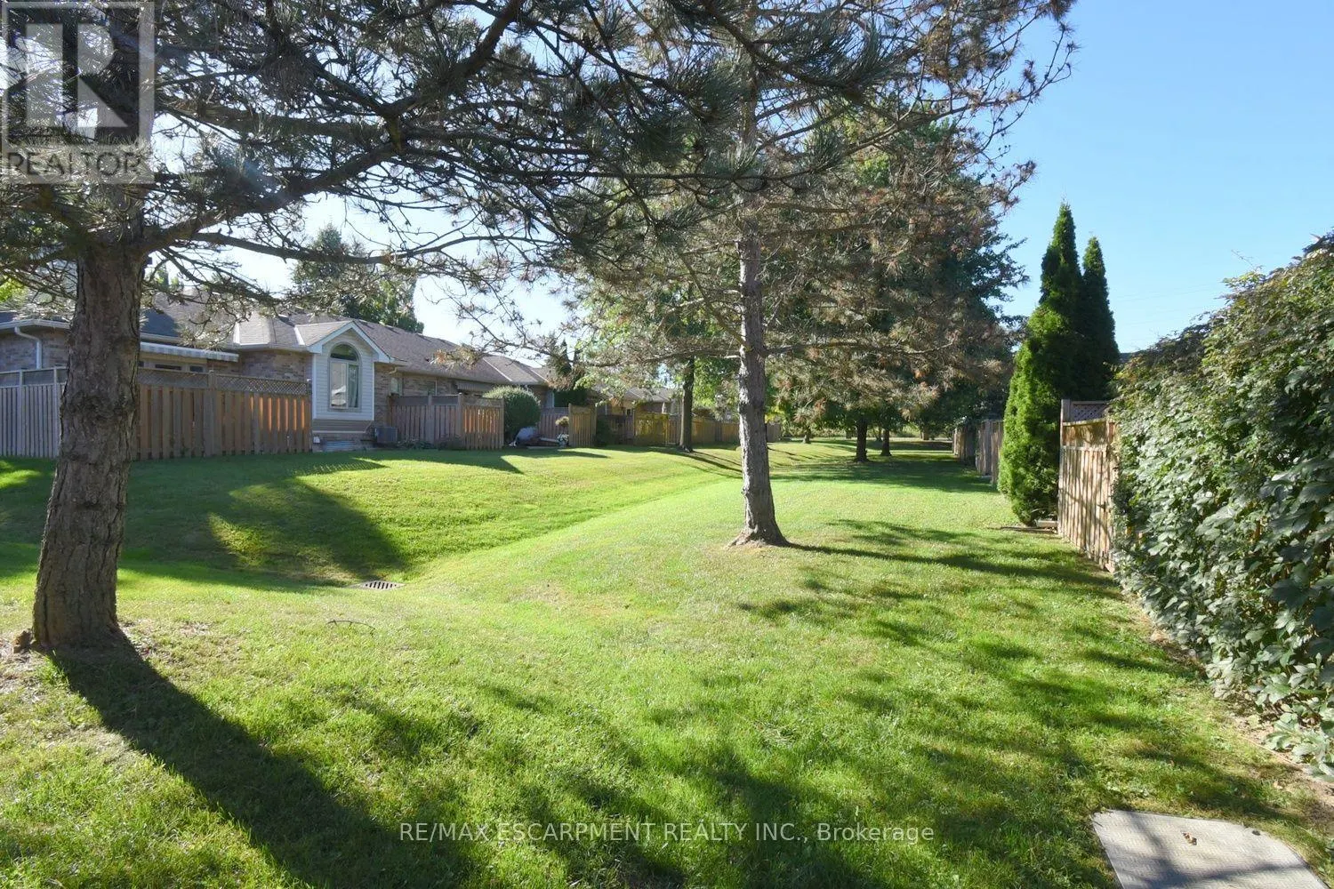 87 JENIFER DRIVE