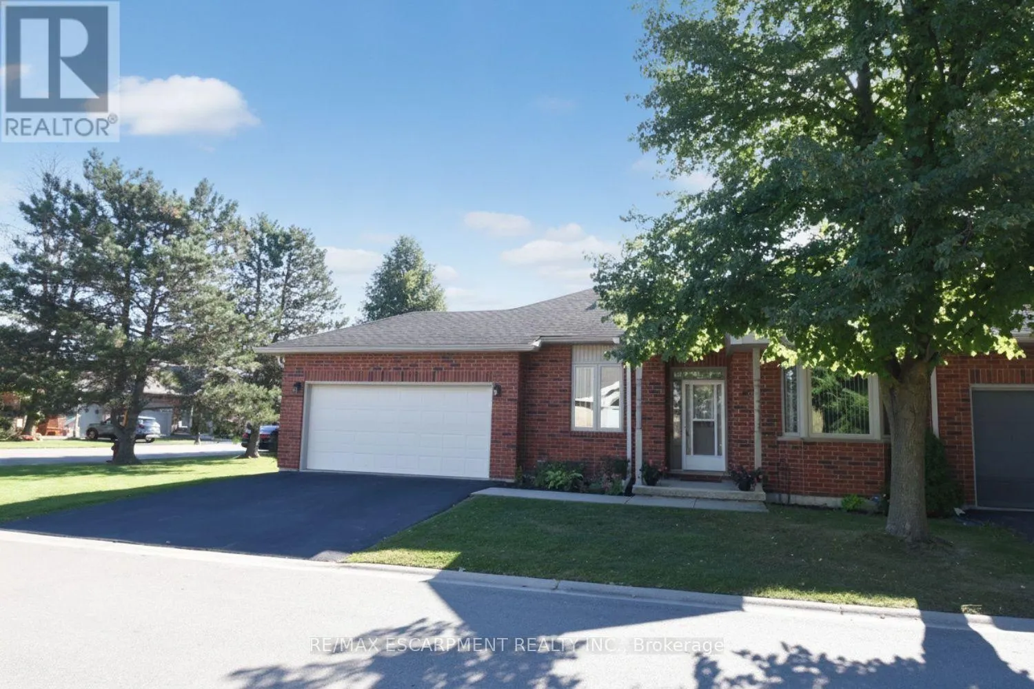 87 JENIFER DRIVE