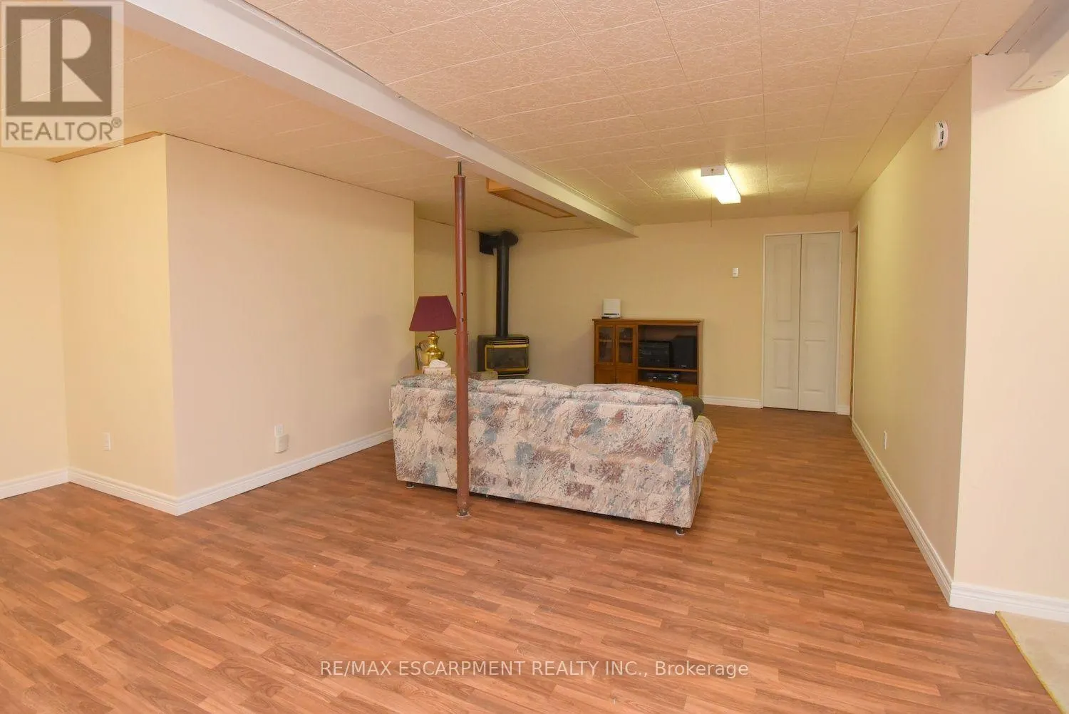 87 JENIFER DRIVE