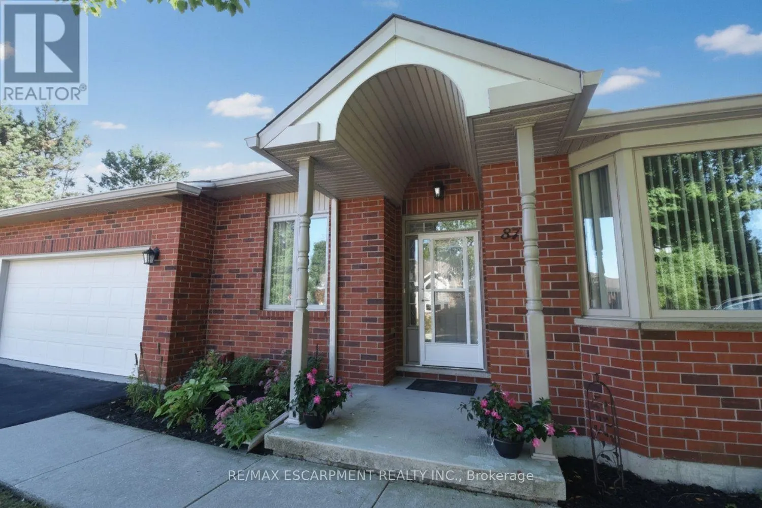 87 JENIFER DRIVE