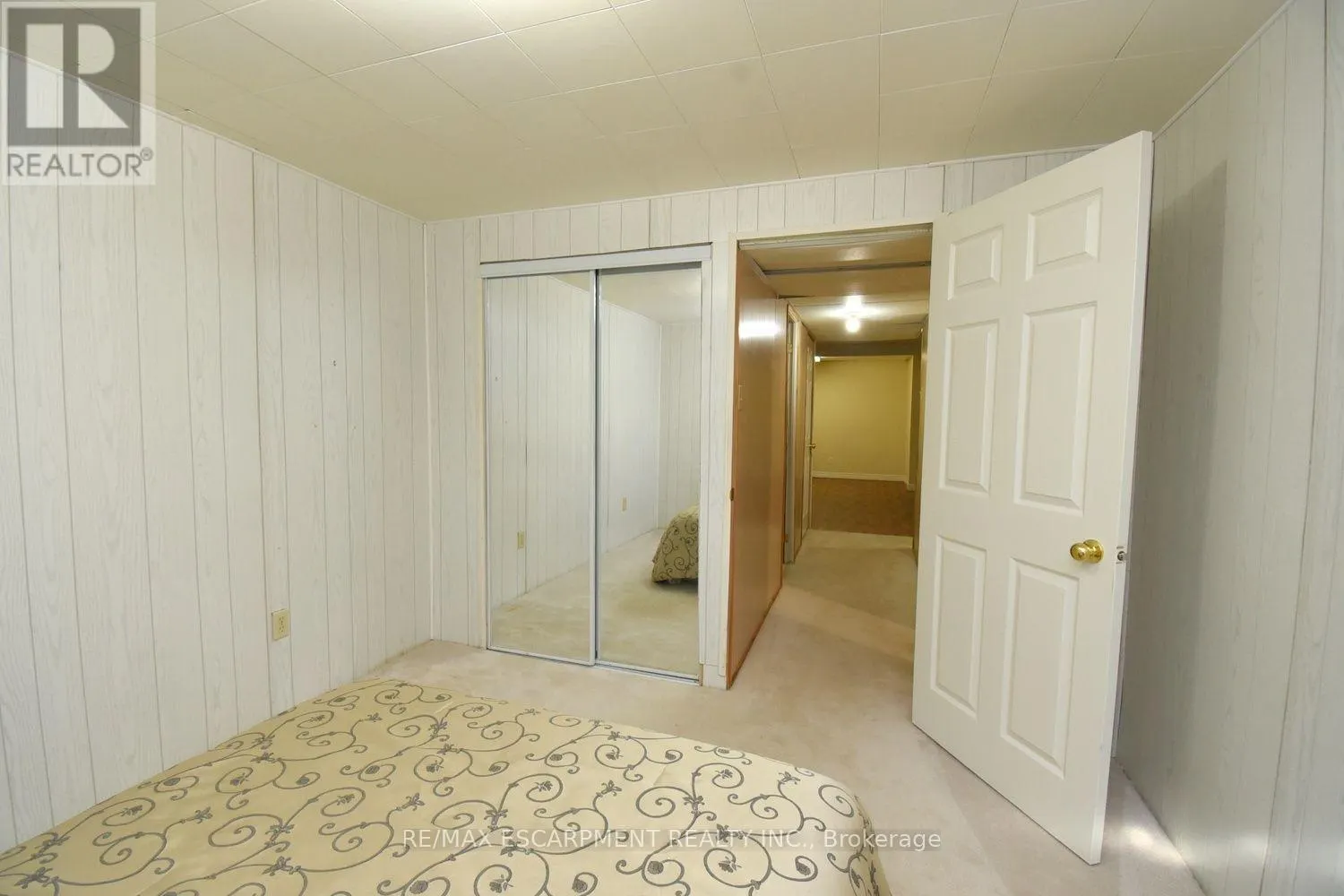 87 JENIFER DRIVE