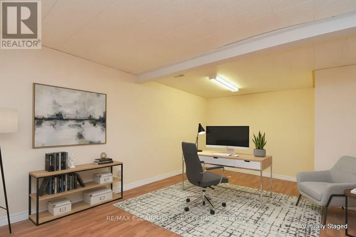 87 JENIFER DRIVE