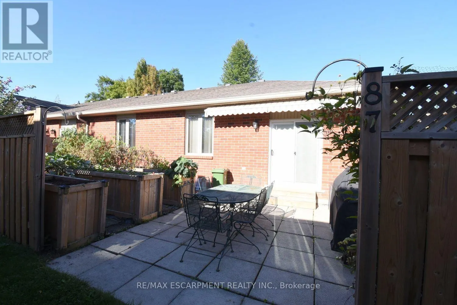 87 JENIFER DRIVE