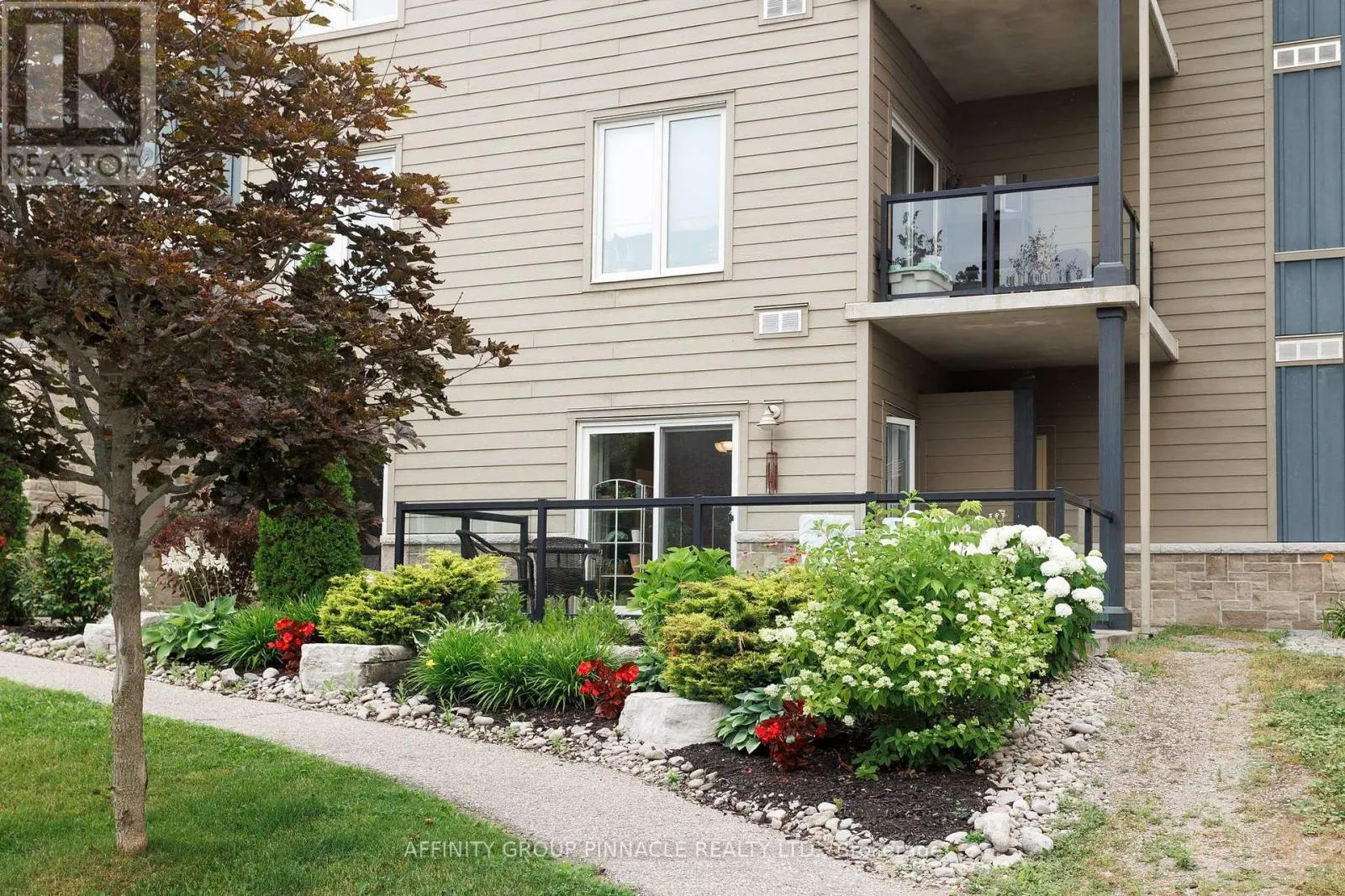 105 - 94 FRANCIS STREET W #105