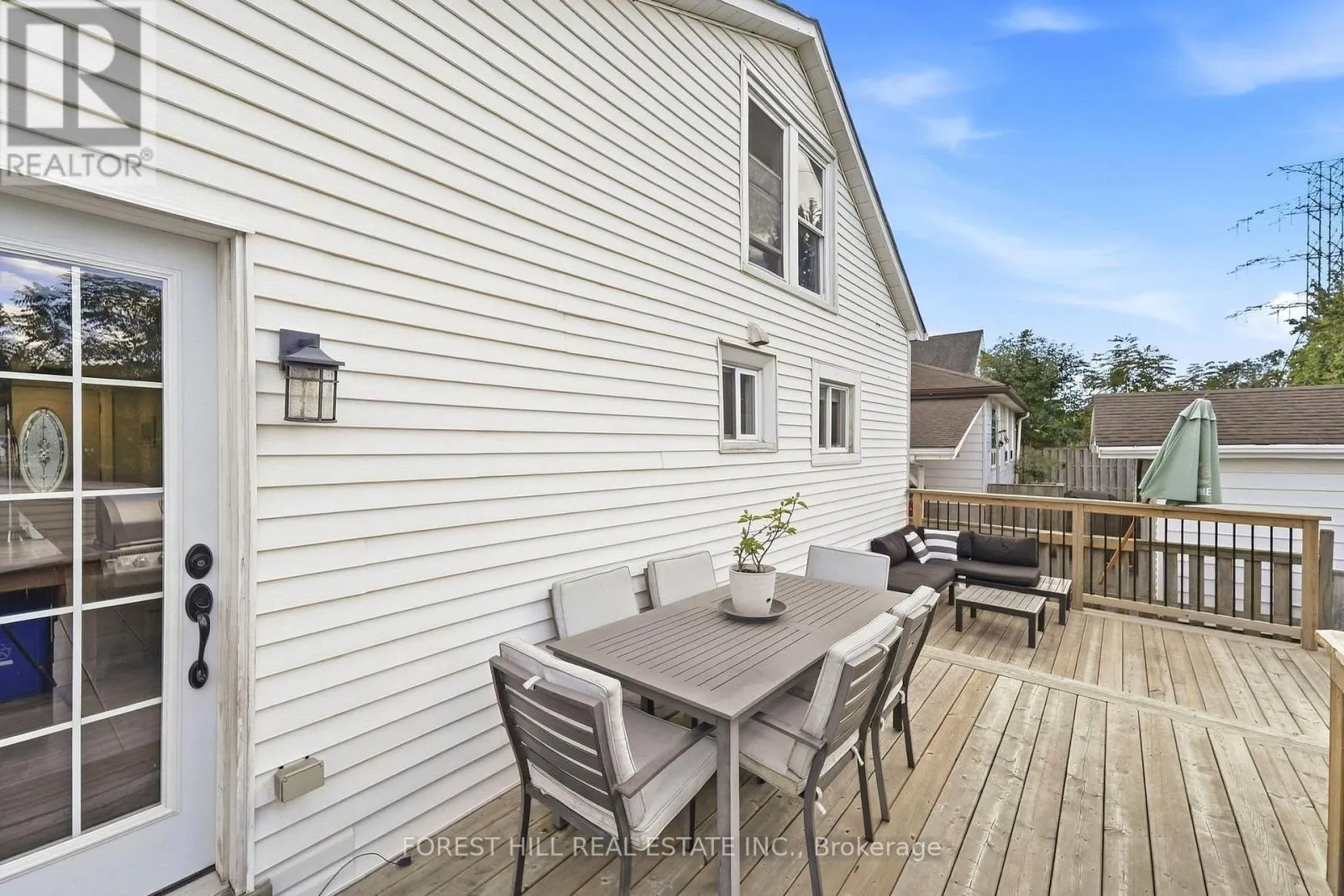 662 COCHRANE ROAD