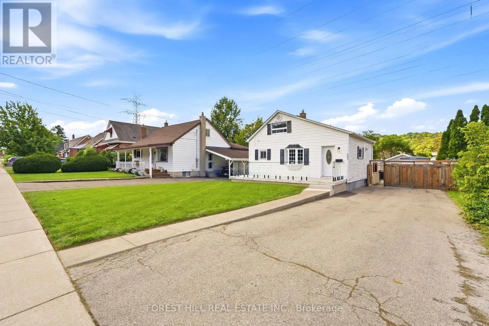 662 COCHRANE ROAD