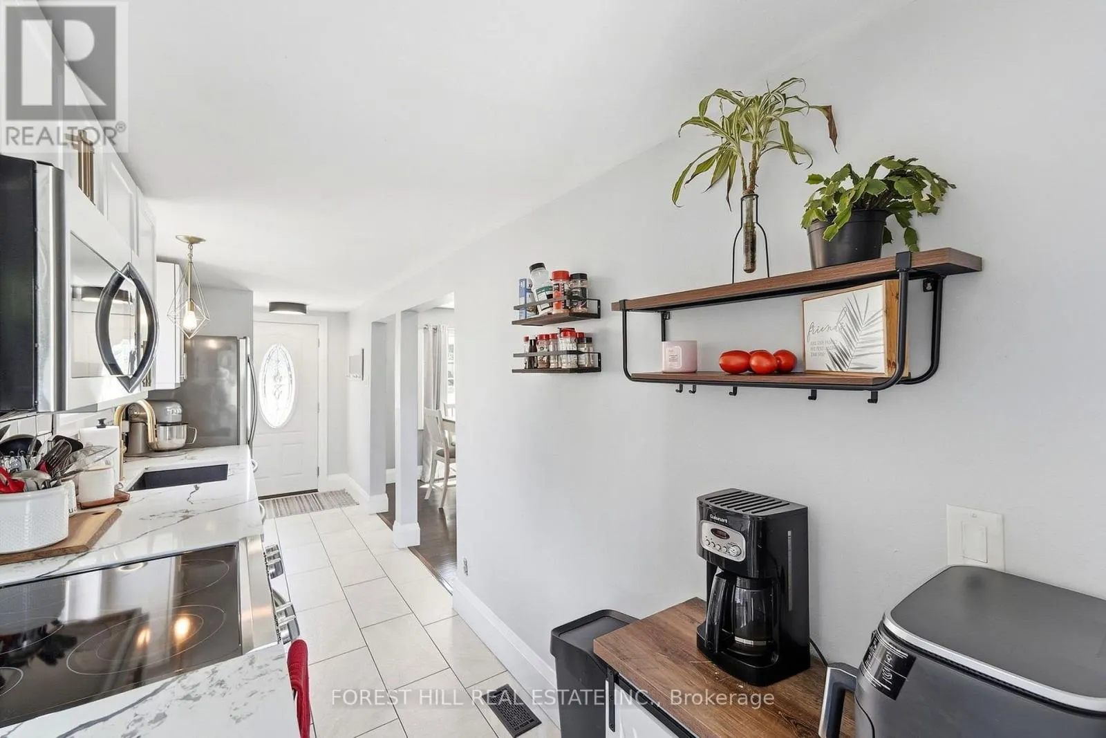 662 COCHRANE ROAD