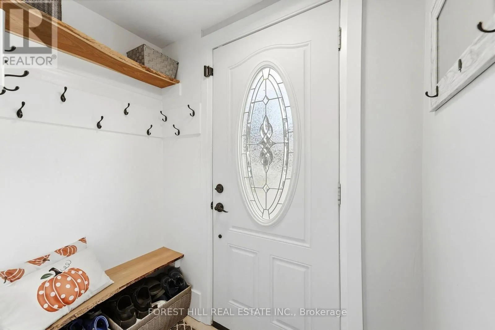 662 COCHRANE ROAD