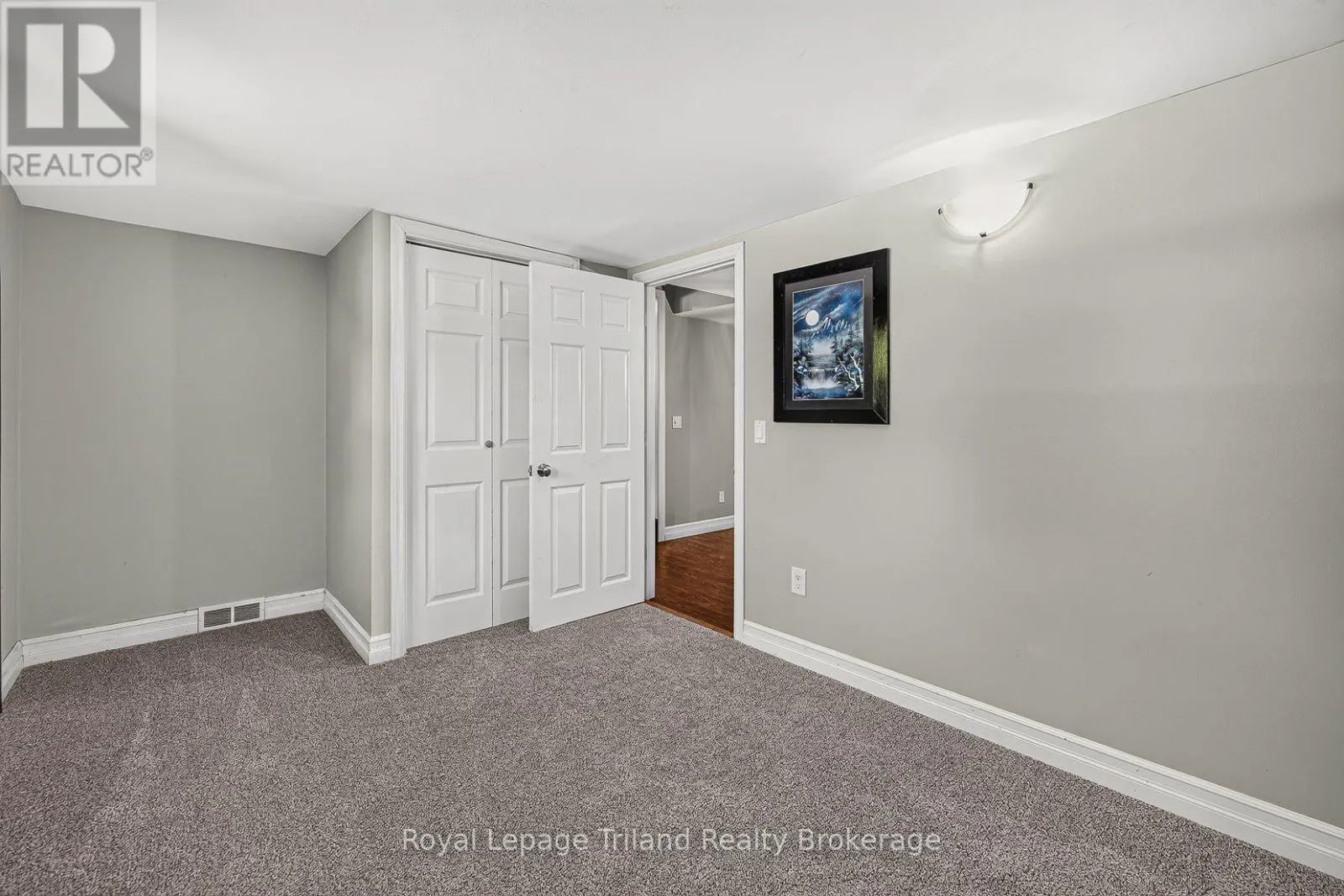 173 WASHINGTON STREET W