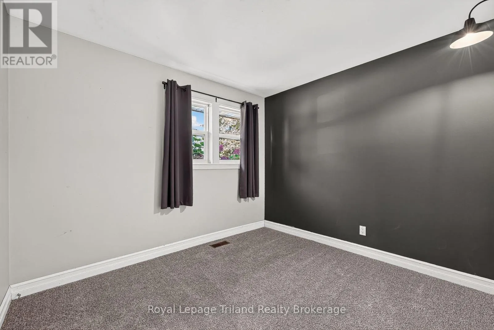 173 WASHINGTON STREET W