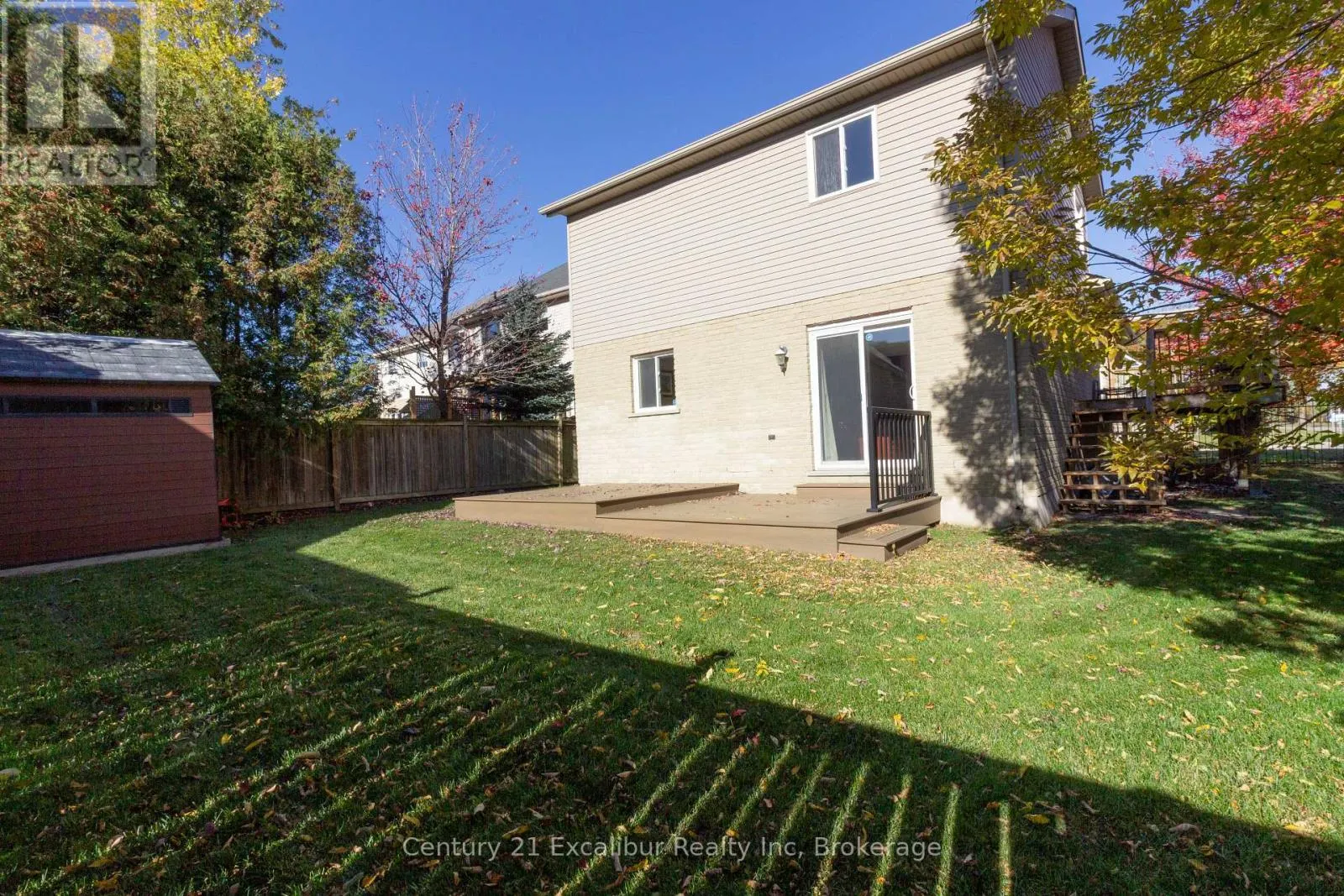 900 GZOWSKI STREET