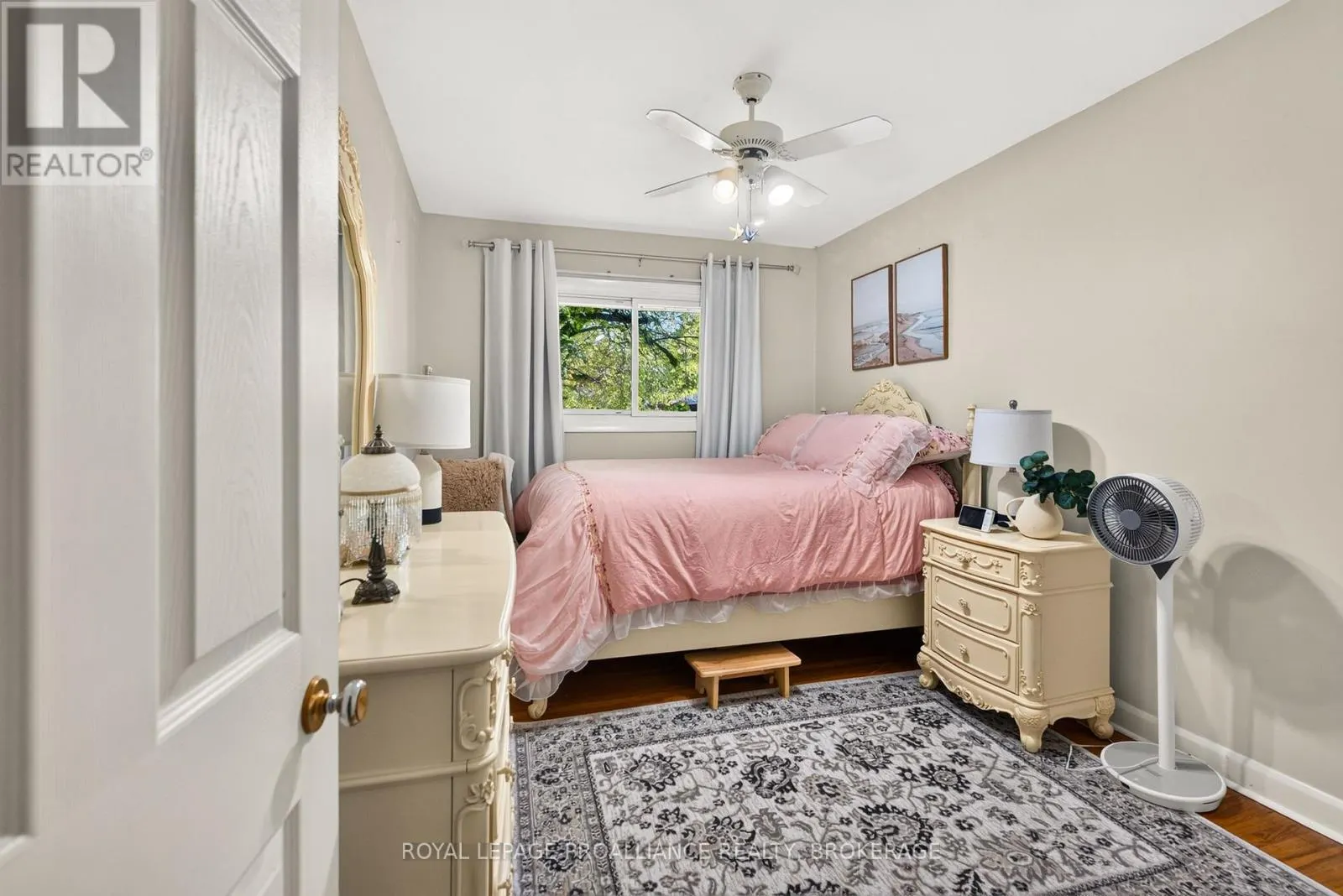 413 MAPLE RIDGE DRIVE