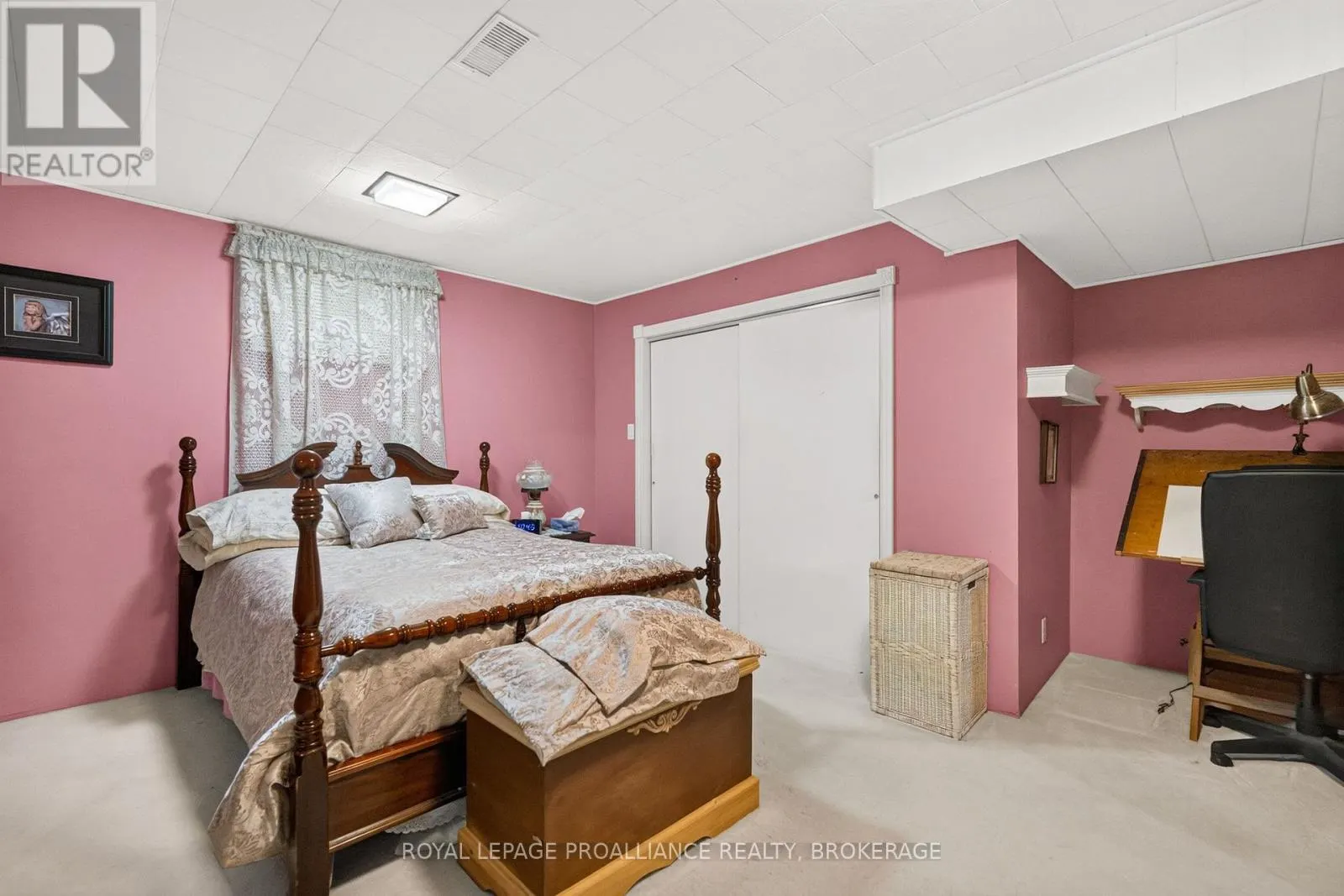 413 MAPLE RIDGE DRIVE