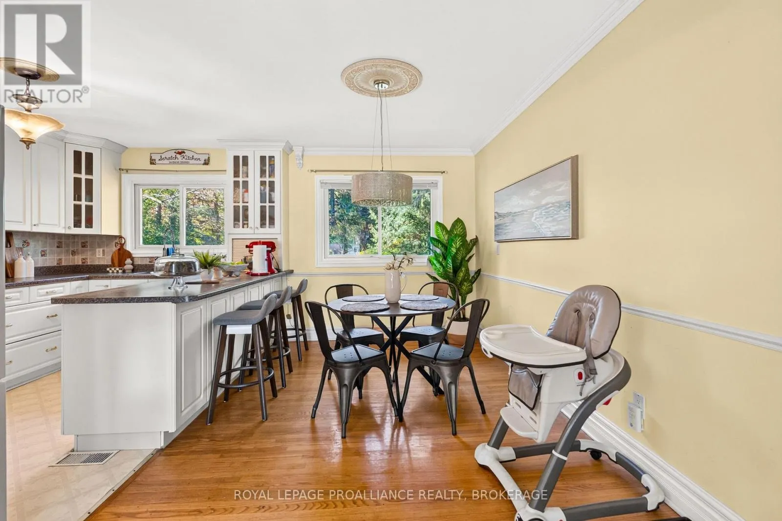 413 MAPLE RIDGE DRIVE