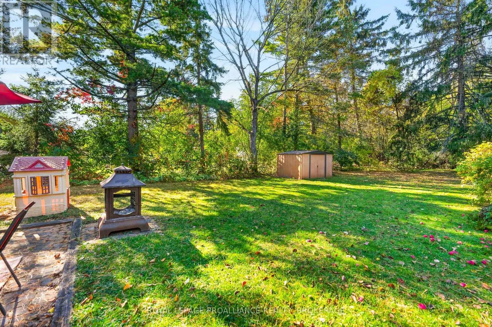 413 MAPLE RIDGE DRIVE