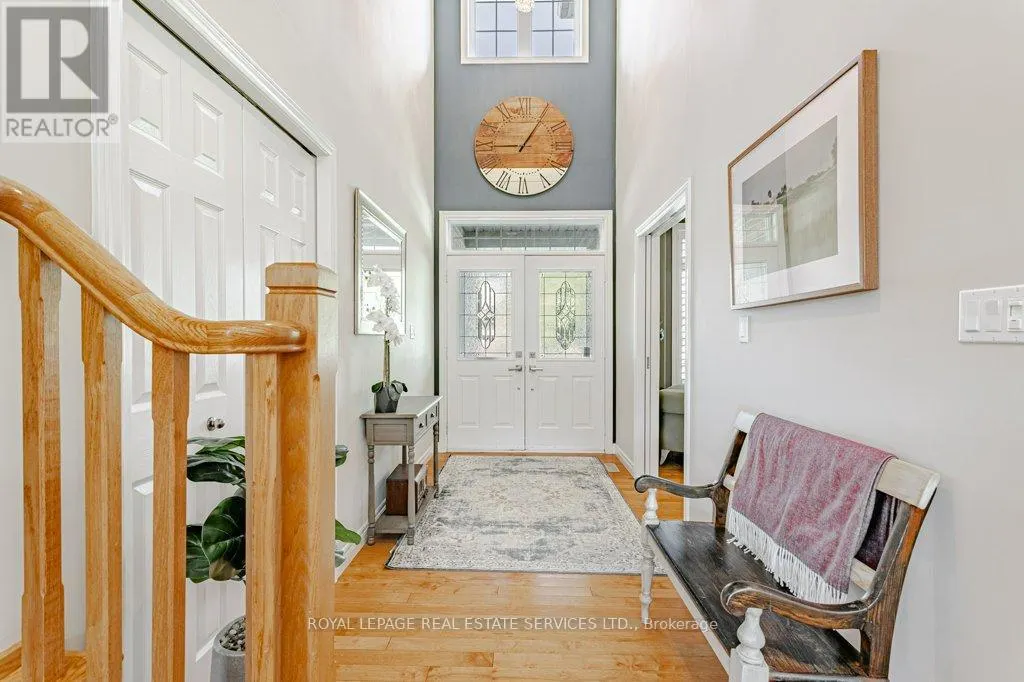560 LAKEVIEW DRIVE