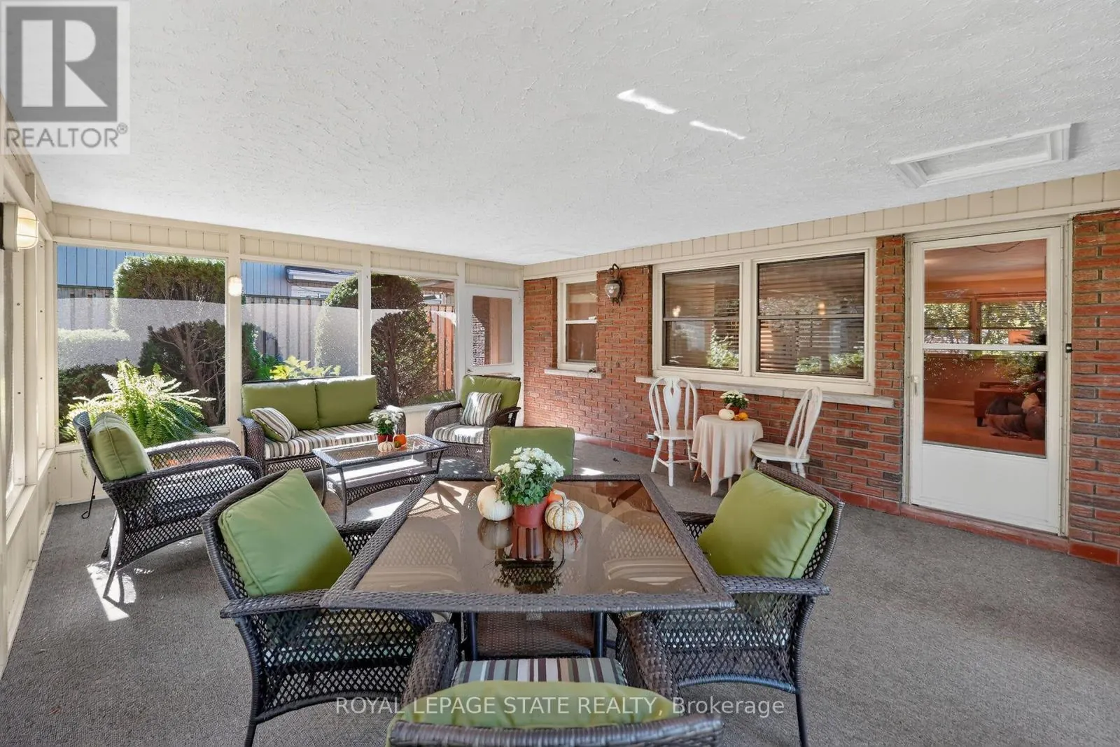 12 BAKER ROAD N