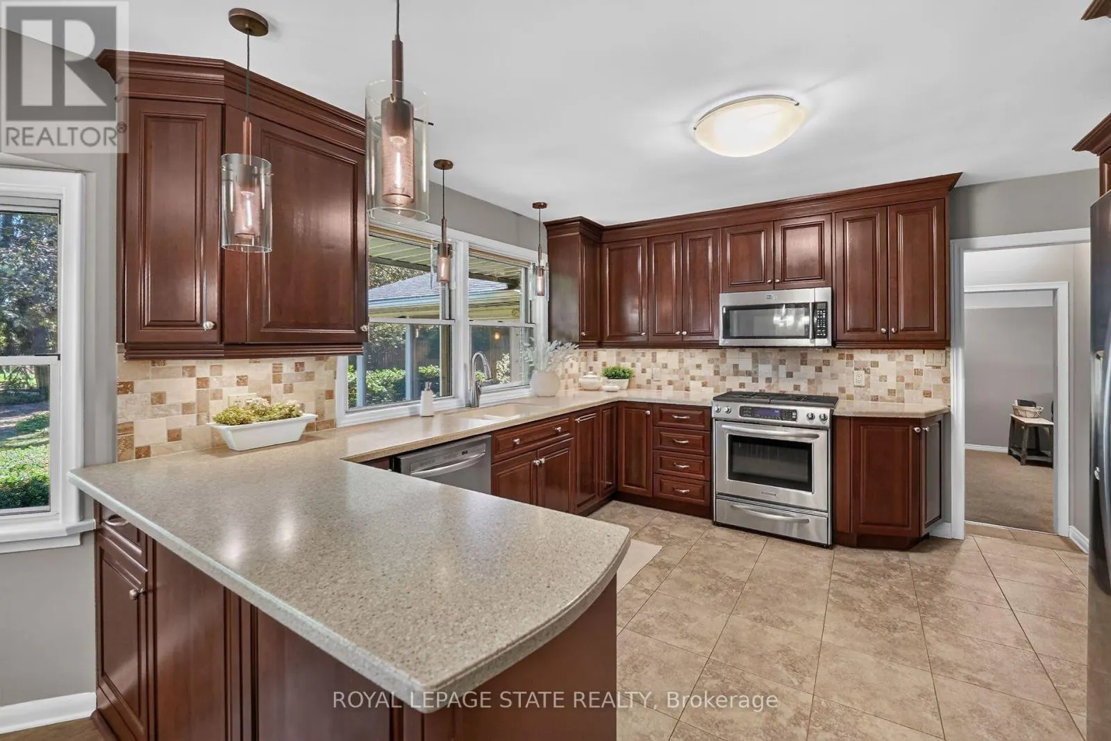 12 BAKER ROAD N