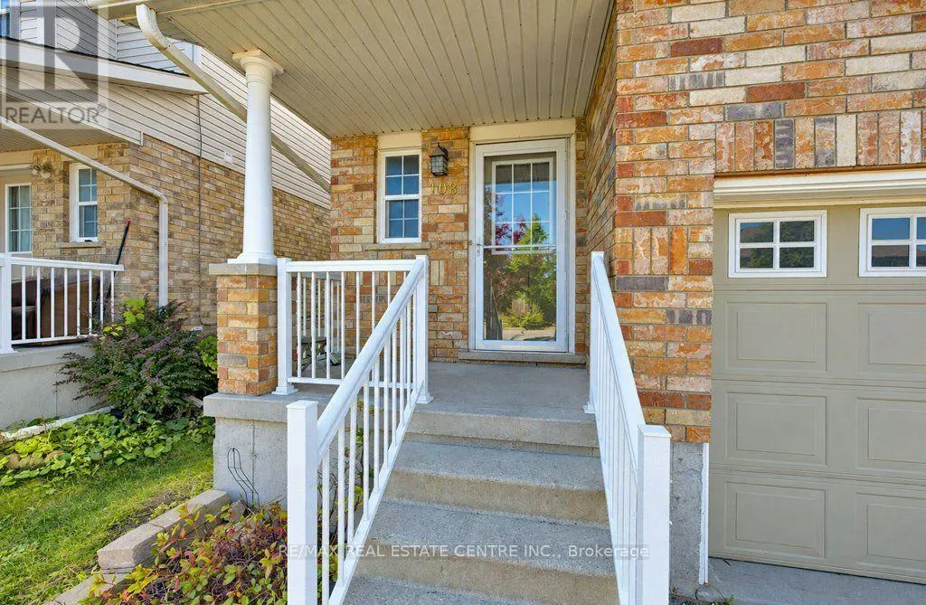 108 PERIWINKLE STREET
