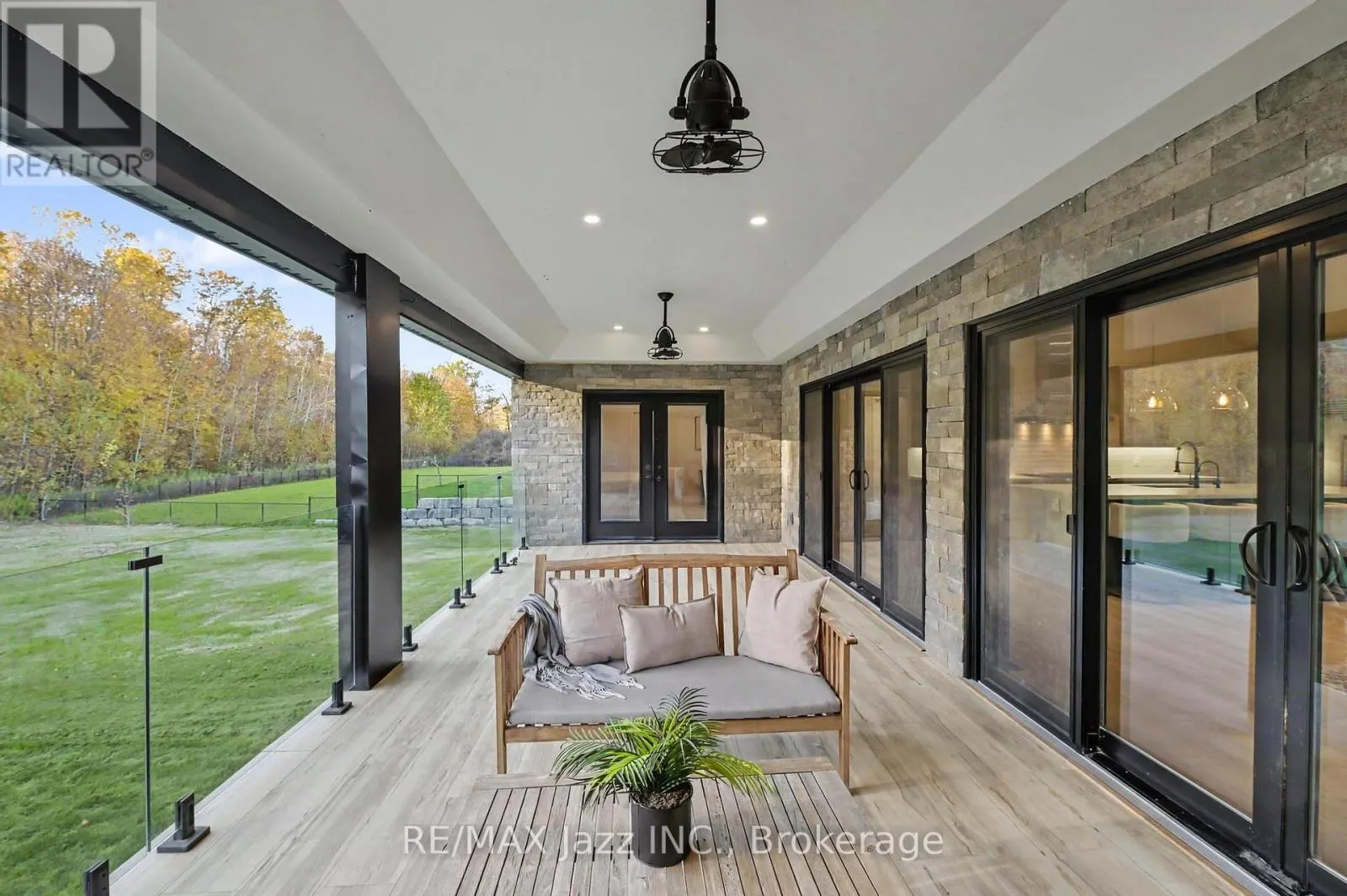 5432 WINFIELD DRIVE