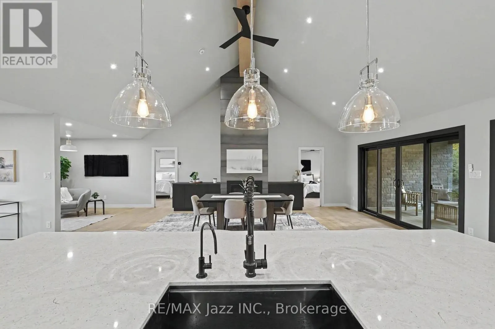 5432 WINFIELD DRIVE