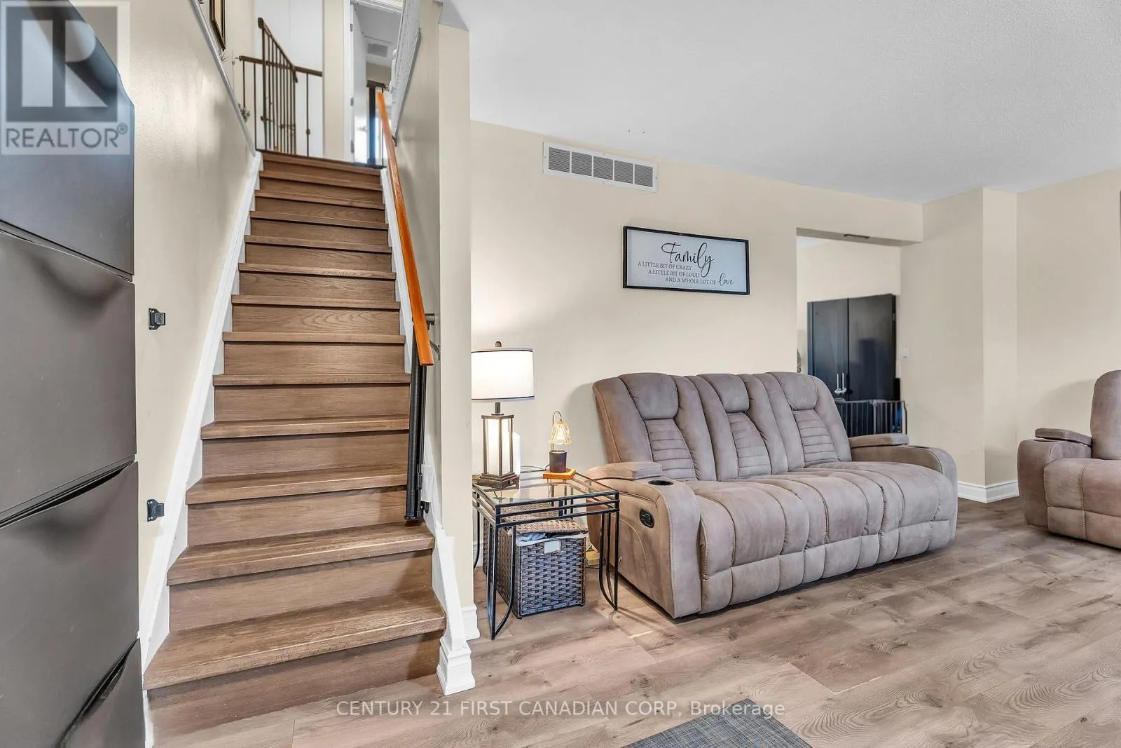 22 DENLAW ROAD