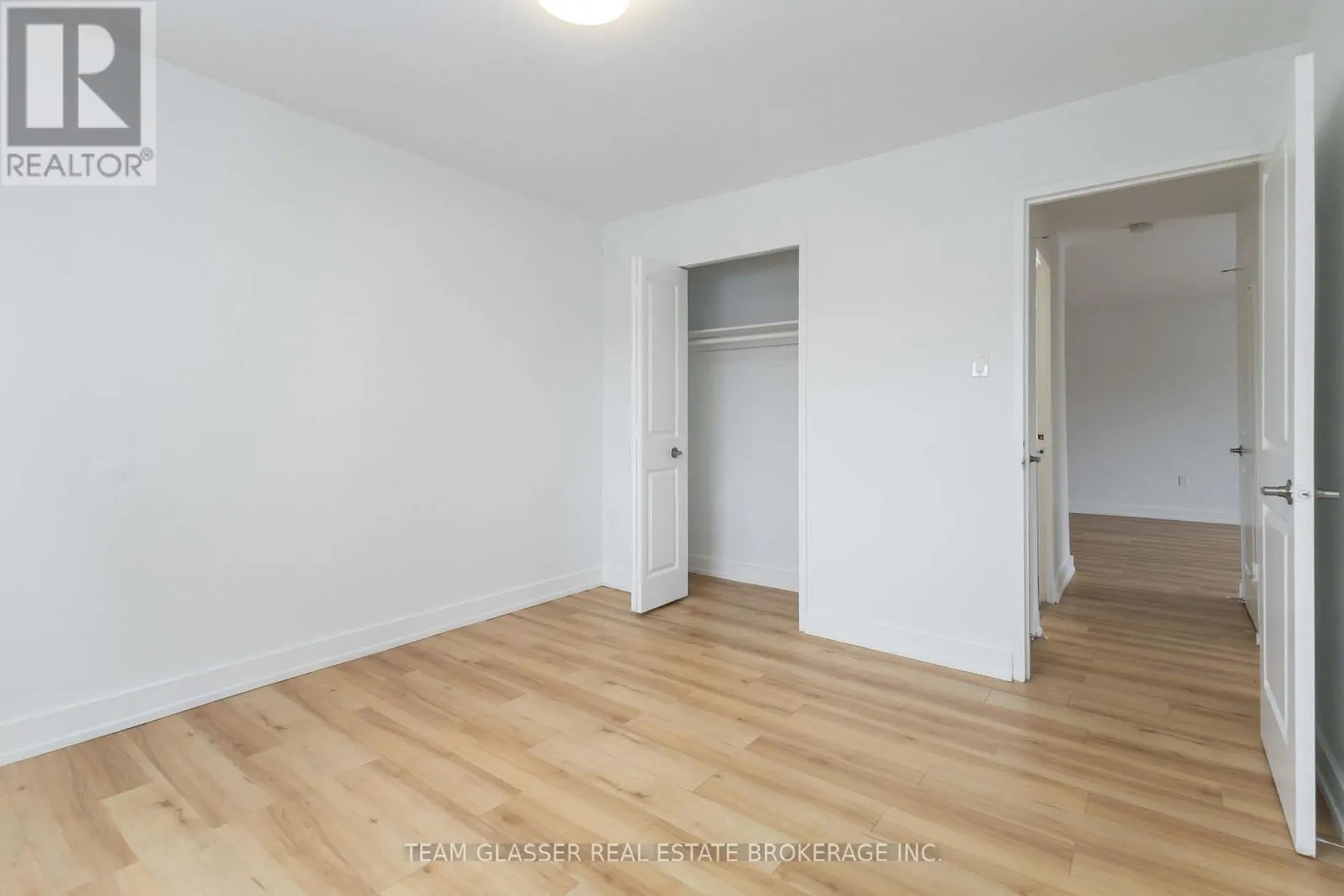 301 - 540 PROUDFOOT LANE #301