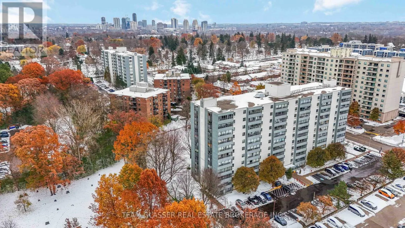 301 - 540 PROUDFOOT LANE #301