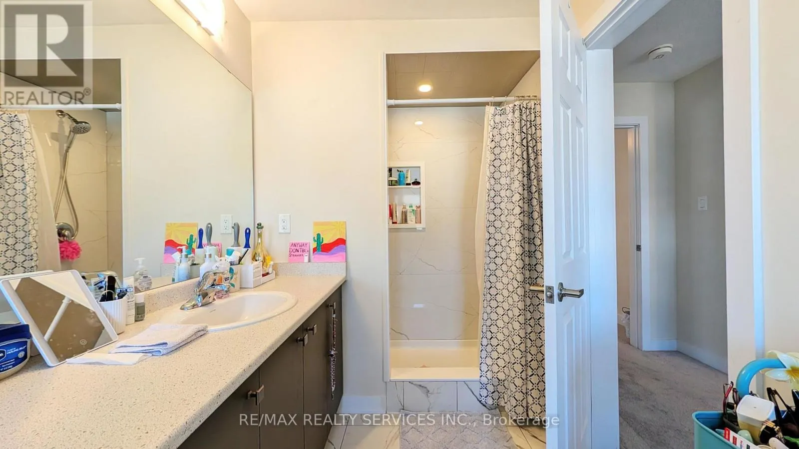 UPPER - 21 KEELSON STREET