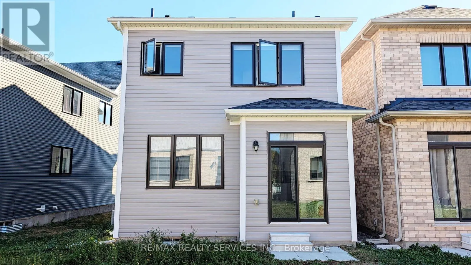 UPPER - 21 KEELSON STREET