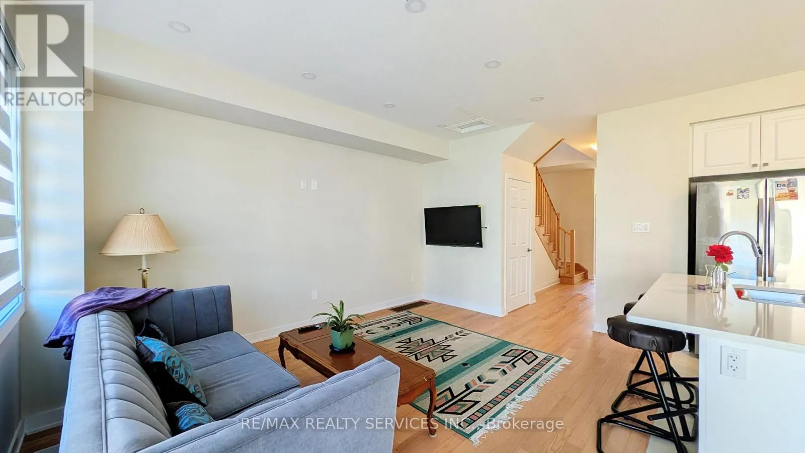 UPPER - 21 KEELSON STREET