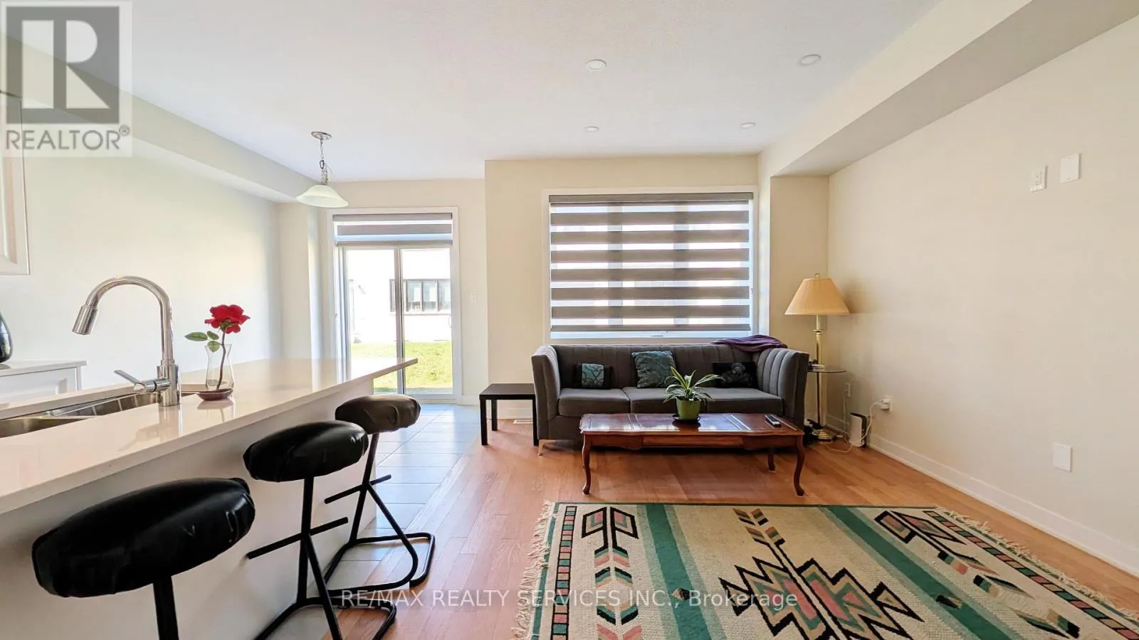 UPPER - 21 KEELSON STREET
