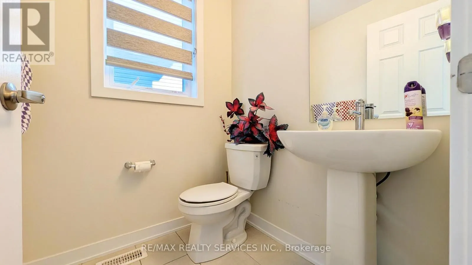 UPPER - 21 KEELSON STREET