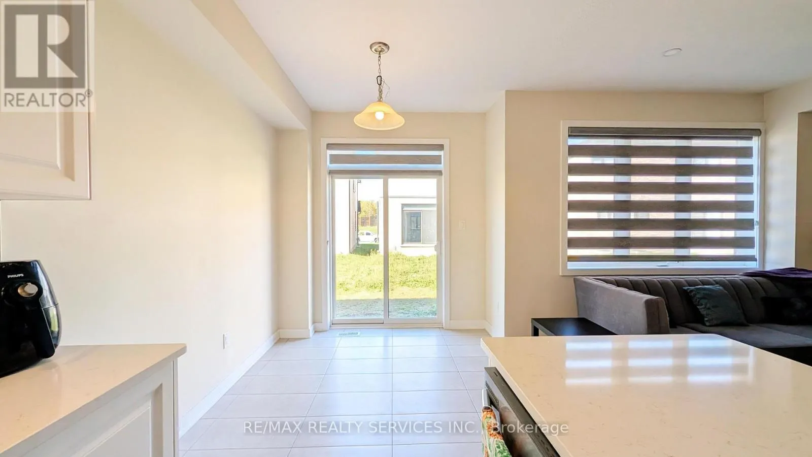 UPPER - 21 KEELSON STREET