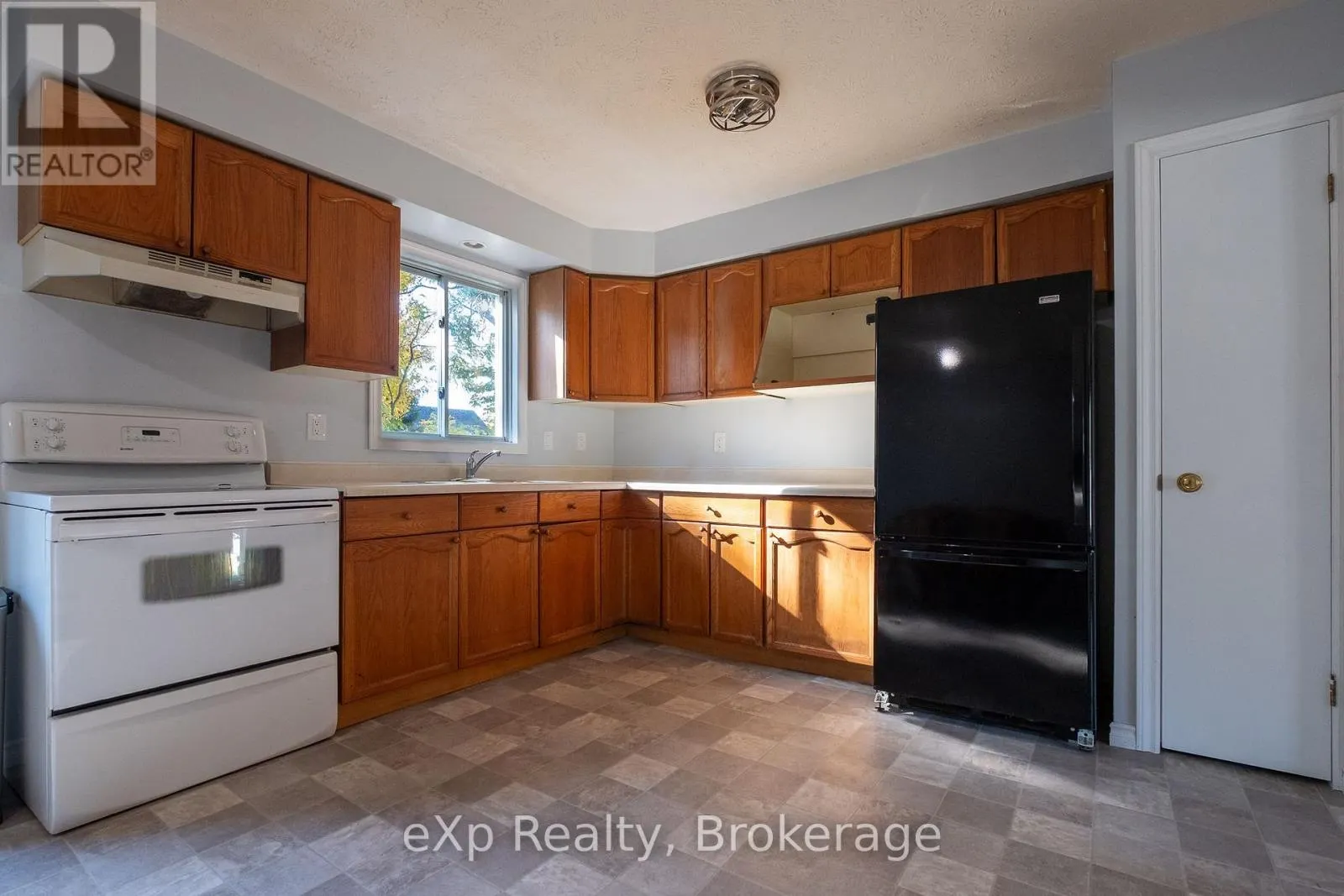 745 7TH STREET A E