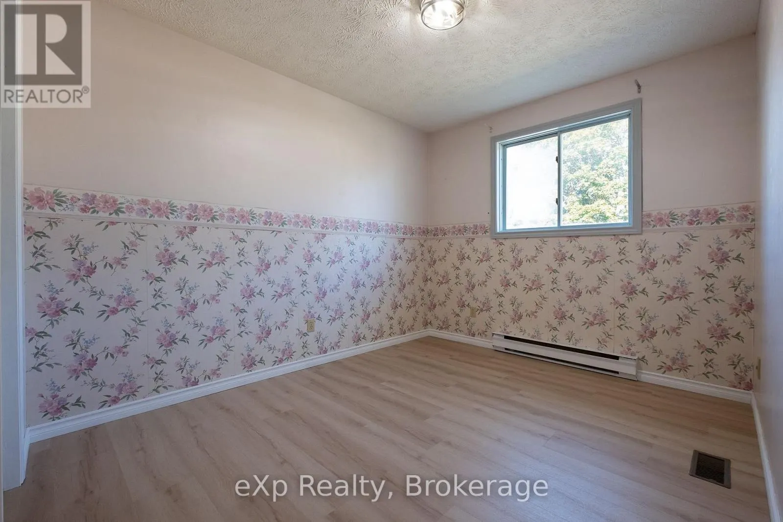 745 7TH STREET A E