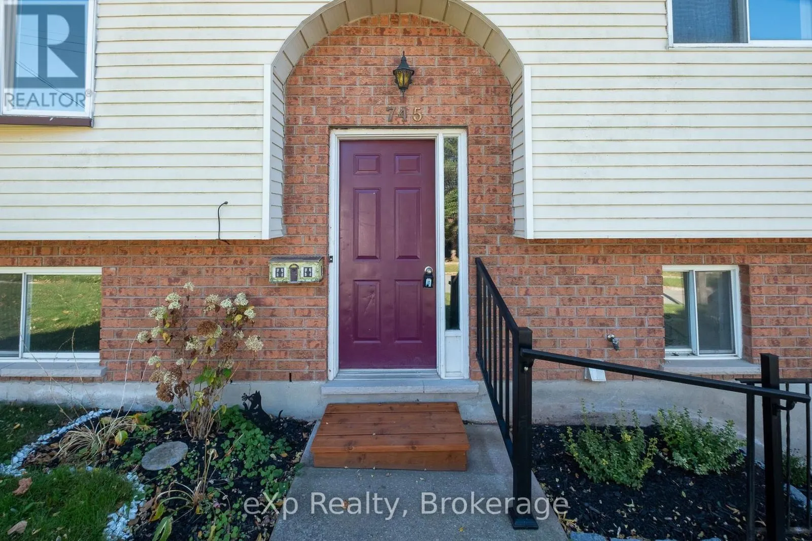 745 7TH STREET A E