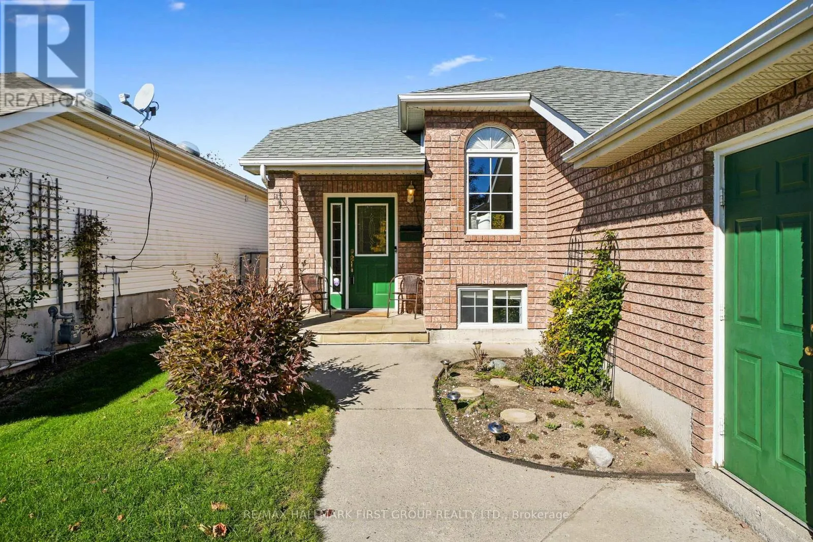 235 CARROLL CRESCENT
