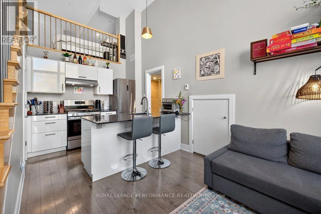 B - 206 MANCHESTER AVENUE