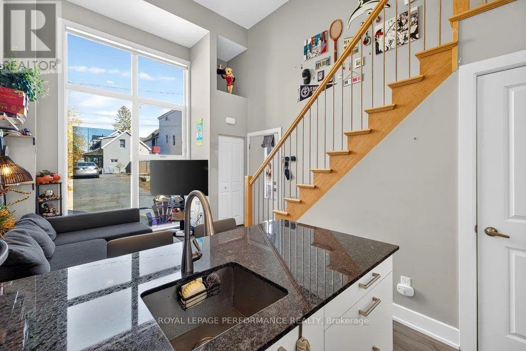 B - 206 MANCHESTER AVENUE
