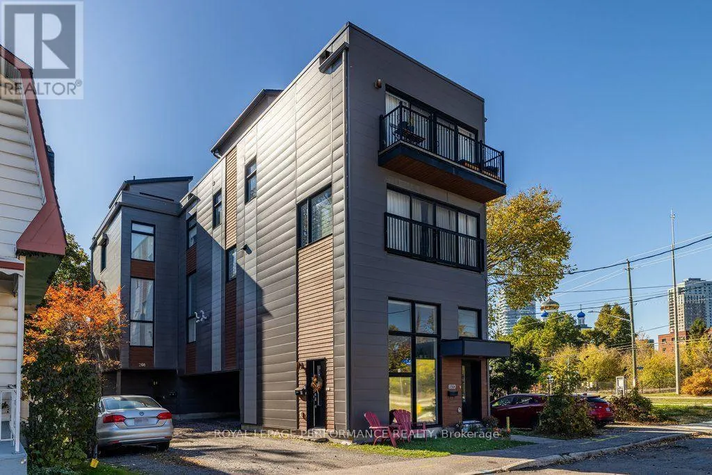 B - 206 MANCHESTER AVENUE
