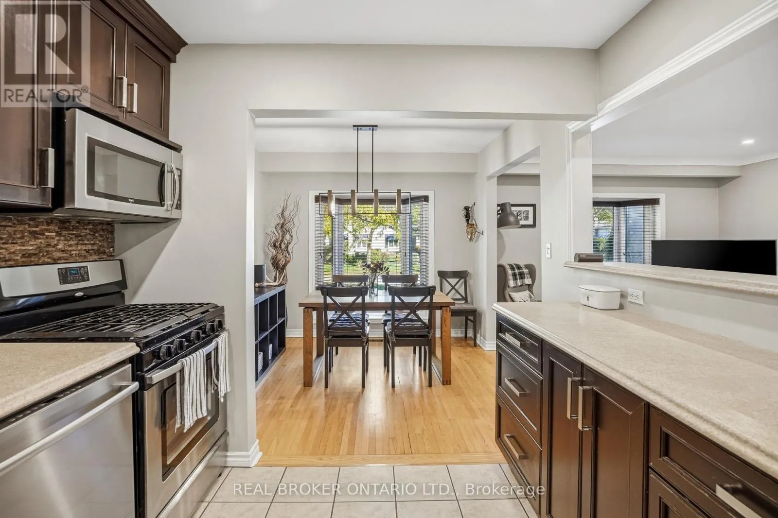 43 SHORELINE DRIVE