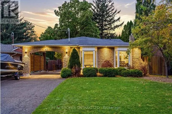 43 SHORELINE DRIVE