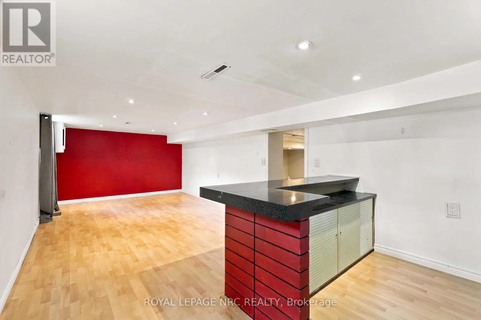 45 WOODCROFT CRESCENT