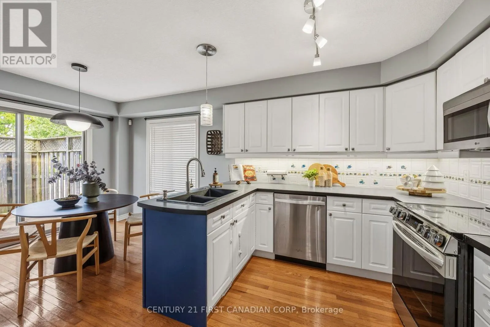 135 - 600 HYDE PARK ROAD #135
